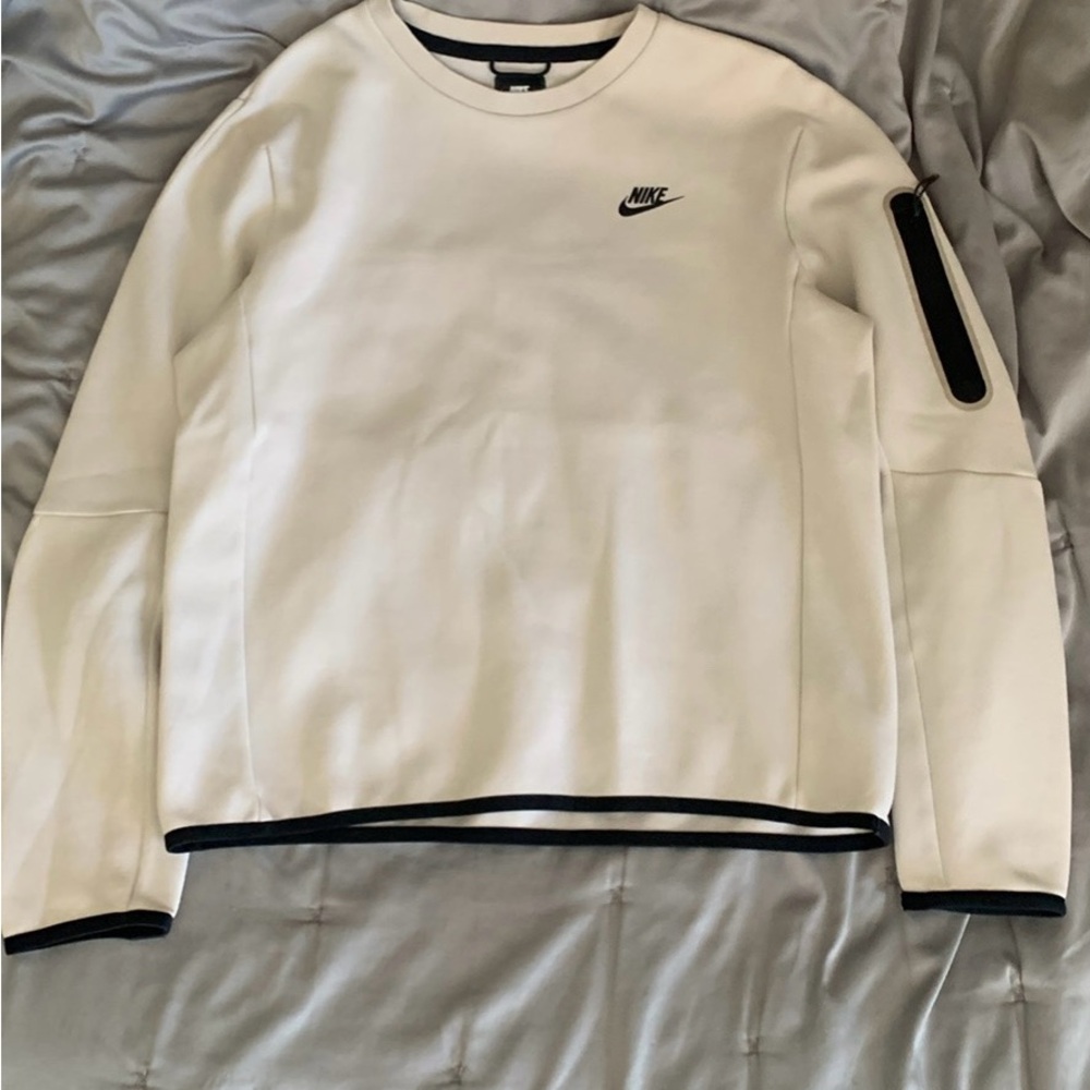 Nike Tech long sleeve Men’s M